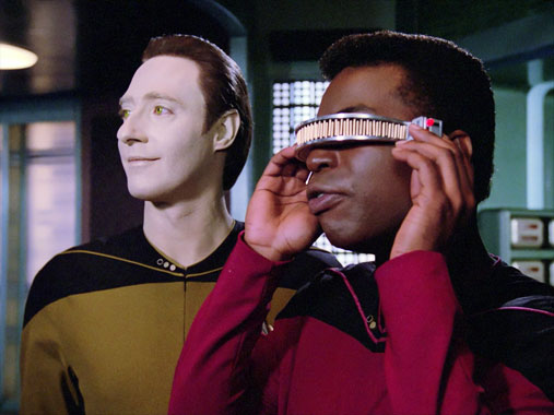 Star Trek : La Nouvelle Génération S01E20 FR S01E19 : Gloire et patrie (1987)