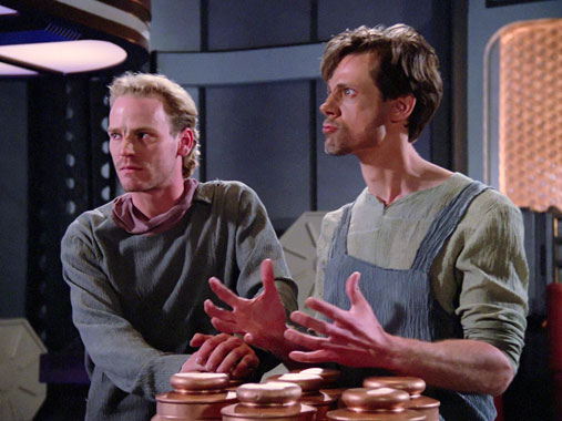 Star Trek : La nouvelle génération S01E22 FR S01E21: Symbiose (1987)
