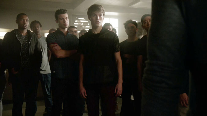 Teen Wolf S06E14: À visage découvert (2017)