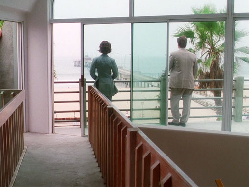 Wild Palms S01E03: Le Réveil des fils (1993)