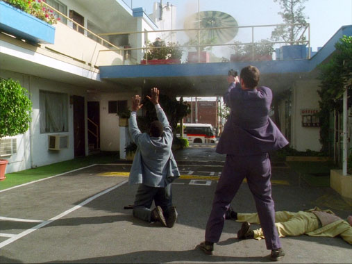 Wild Palms S01E03: Le Réveil des fils (1993)