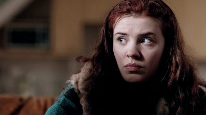 Wolfblood, le secret des loups S03E03: Tensions et mensonges (2014)