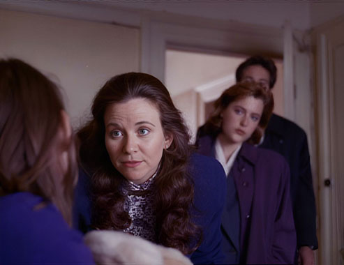 X-Files : Aux frontières du réel S01E11: Ève (1996)