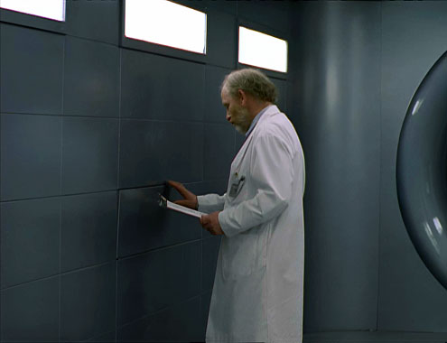 X-Files : Aux frontières du réel S01E23: Roland (1994)