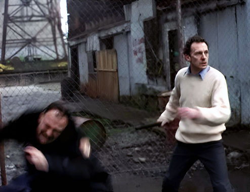 X-Files : Aux frontières du réel S01E24: Les hybrides (1994)