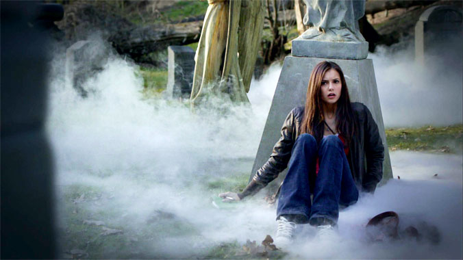 The Vampire Diairies S01E01: Mystic Falls (2009)