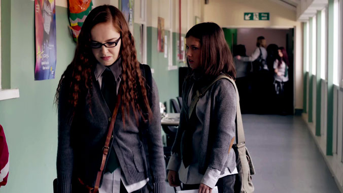 Wolfblood S01E02: Quand on parle du loup (2012)