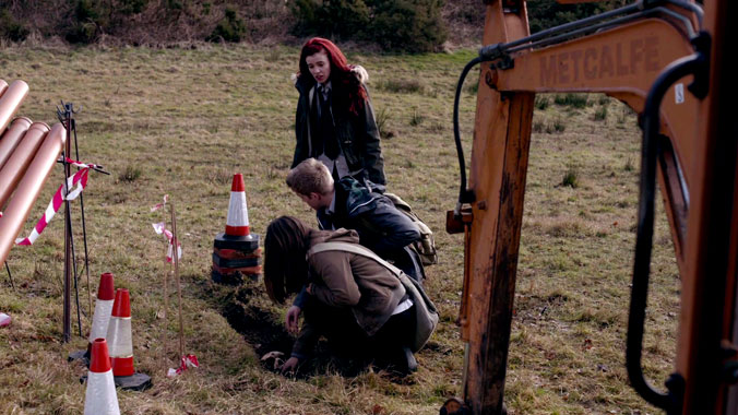 Wolfblood S02E03: Le squelette (2013)